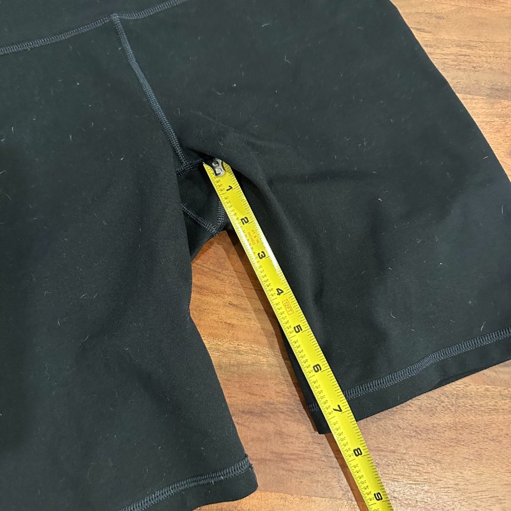 Fabletics Define Powerhold High-Waisted 9'' Short - image 5